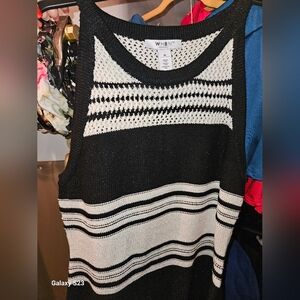 White House Black Market Black and White Tank Top